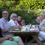 Oprichting BijBomans in de tuin bij Joop Hintzen 06-07-2015